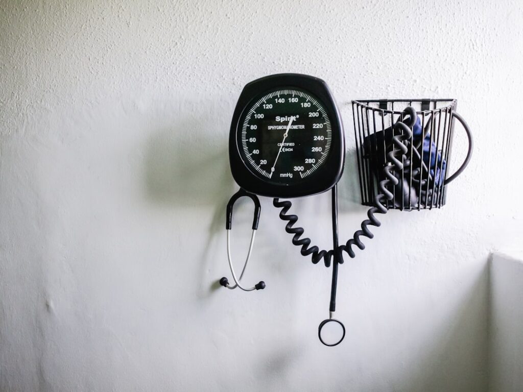 Instrukcja prawidłowego mierzenia ciśnienia tętniczego w domu