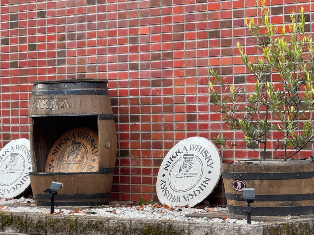 Inwestowanie w beczki whisky i zestawy klocków