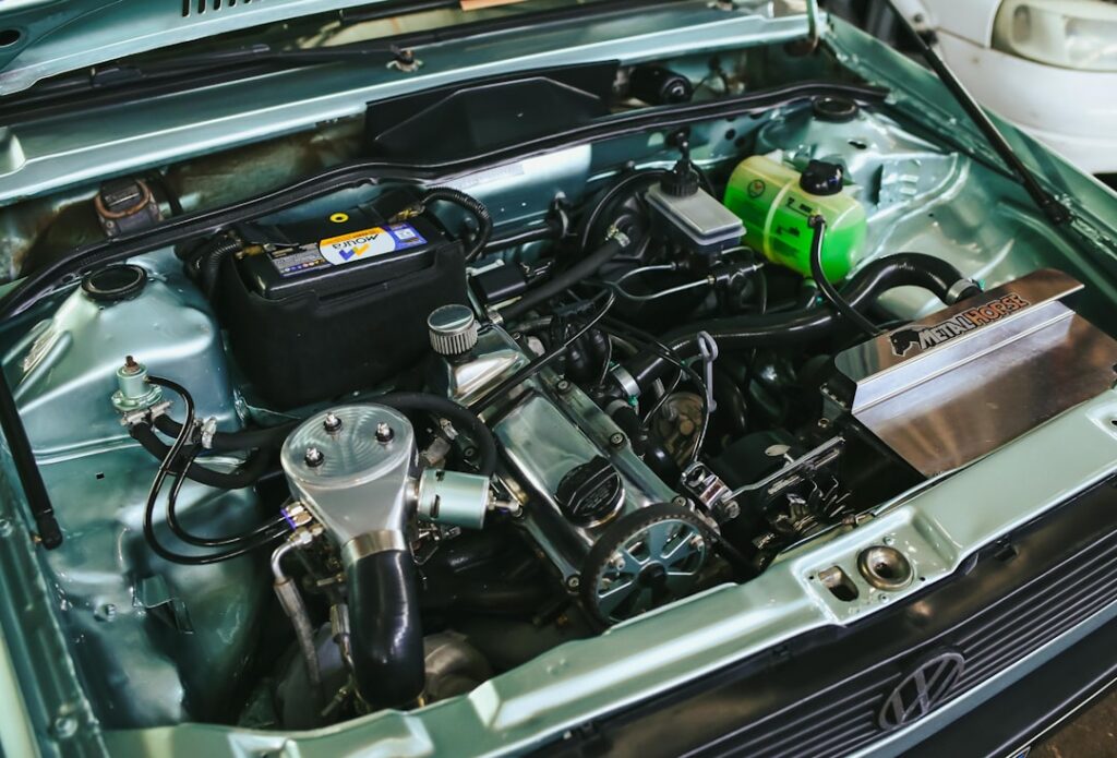 Jak samodzielnie wymienić żarówkę H7 w nowoczesnym aucie