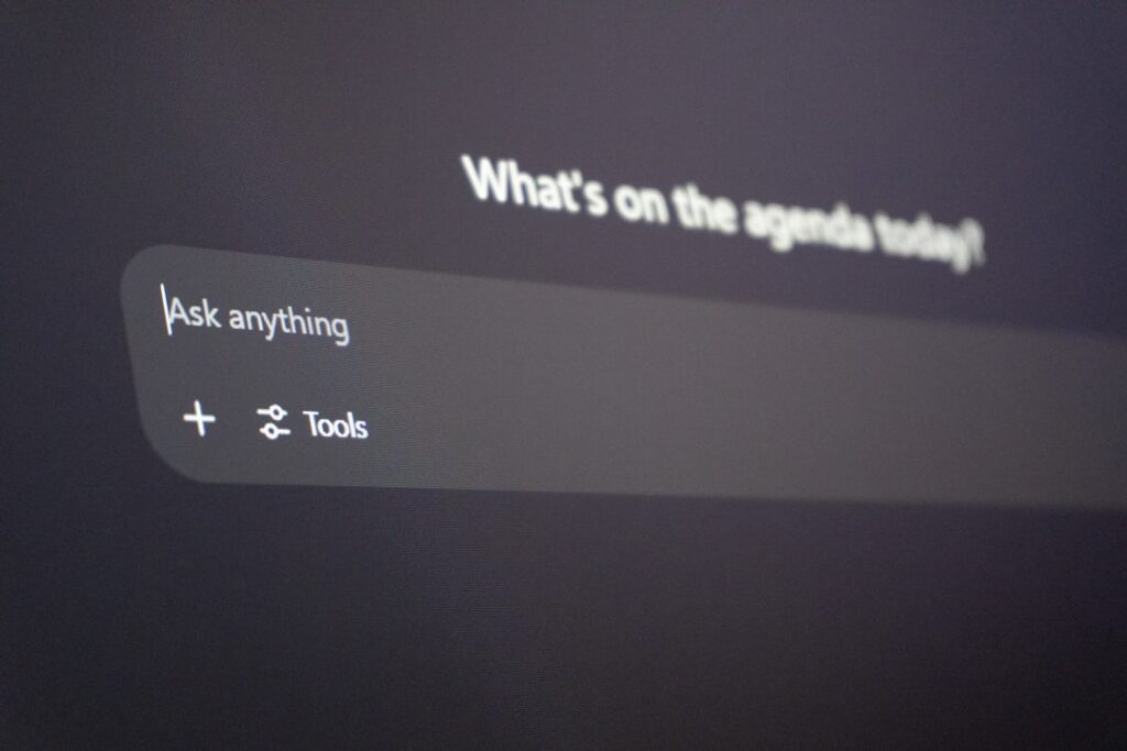Mechanizmy działania nowoczesnych asystentów głosowych