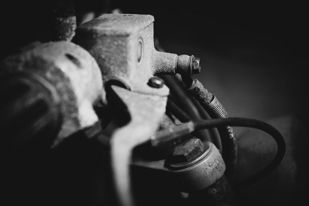 Wpływ jazdy na rezerwie paliwa na układ wtryskowy